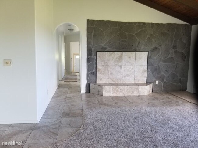 Foto del edificio - 4 br, 2 bath House - 18 7891 North Lauko road