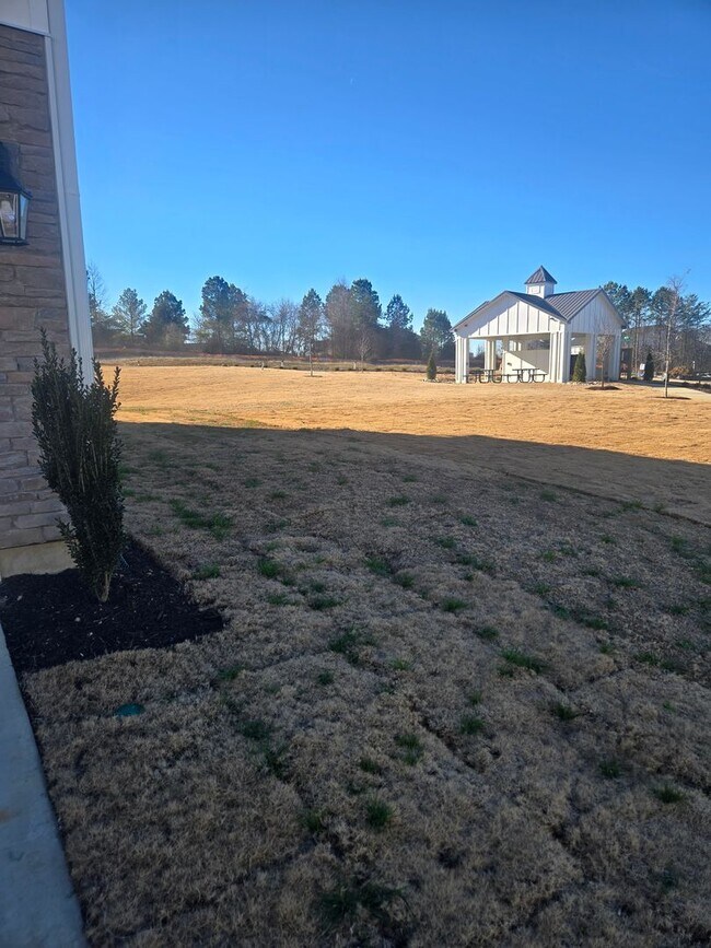 Foto del edificio - New Construction in Brightwood Farms!