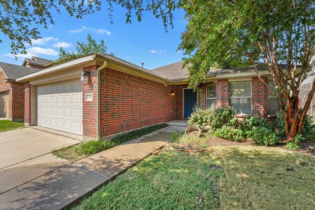 Building Photo - 300 Bluefinch Dr