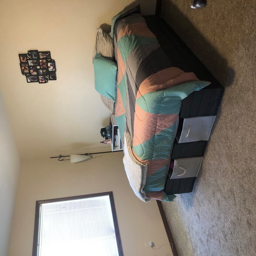 Dormitorio principal - 339 Railroad Ave