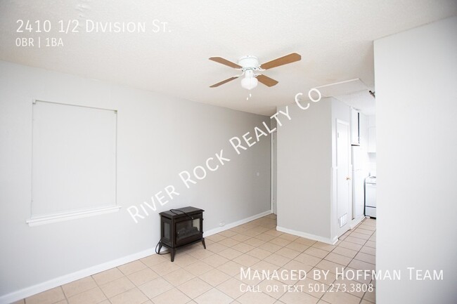 Foto del edificio - 2410 1/2 Division Street - MOVE IN SPECIAL!