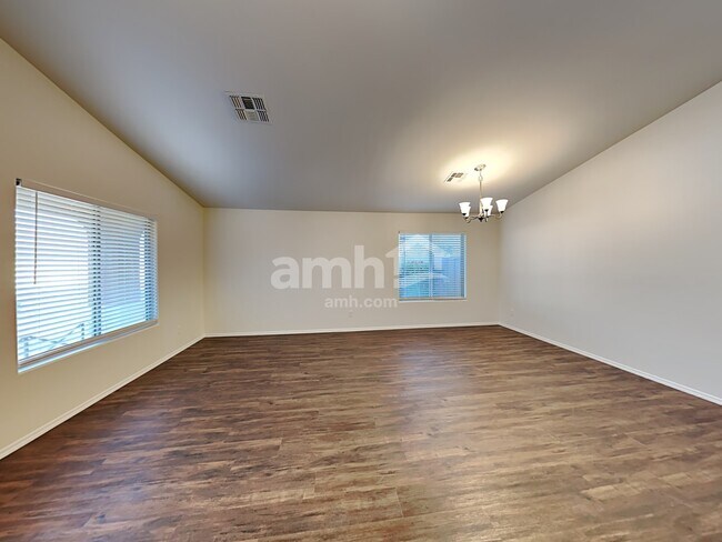 Foto del edificio - 3405 S 91st Dr