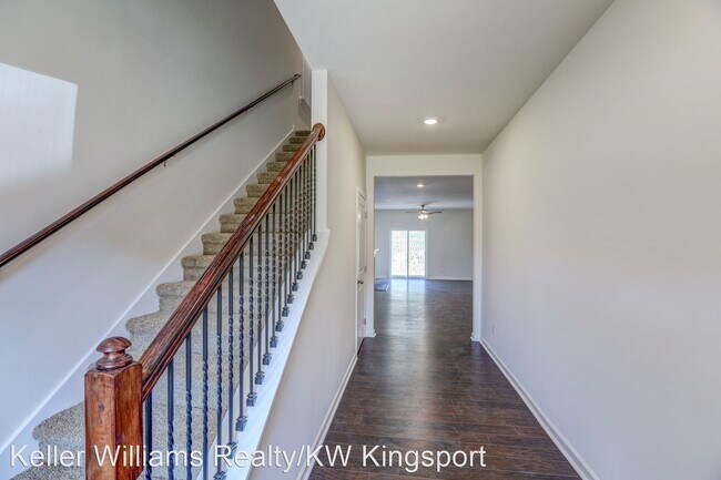 Building Photo - 5 br, 3 bath House - 29 Thread Lane