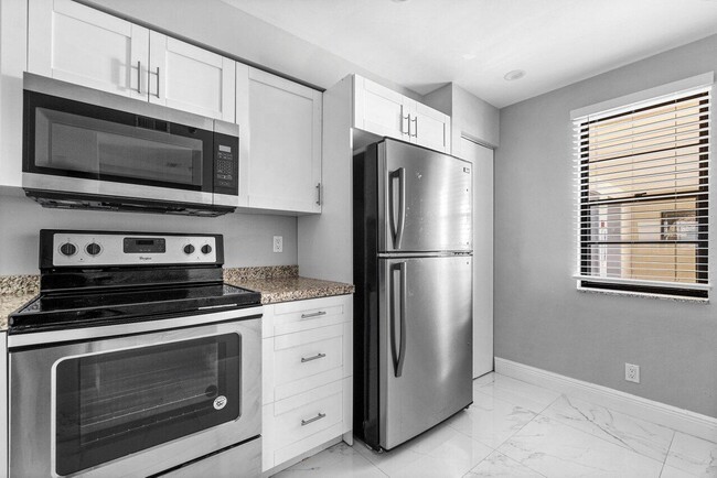 Building Photo - 7310 Ashford Pl