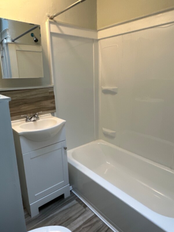 Foto del edificio - 5441 Torresdale Ave