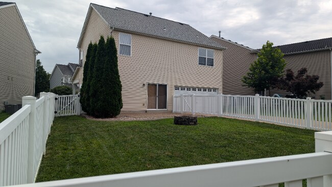 Foto del edificio - 1029 Glengarry Dr