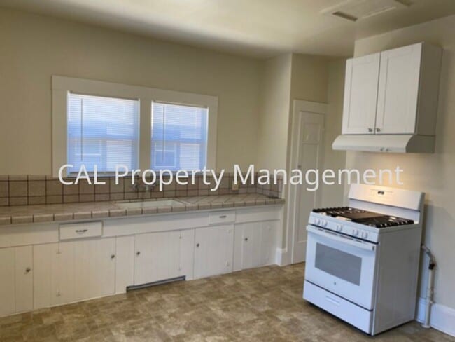 Foto del edificio - 2 Bedroom Home for Rent in South Salinas