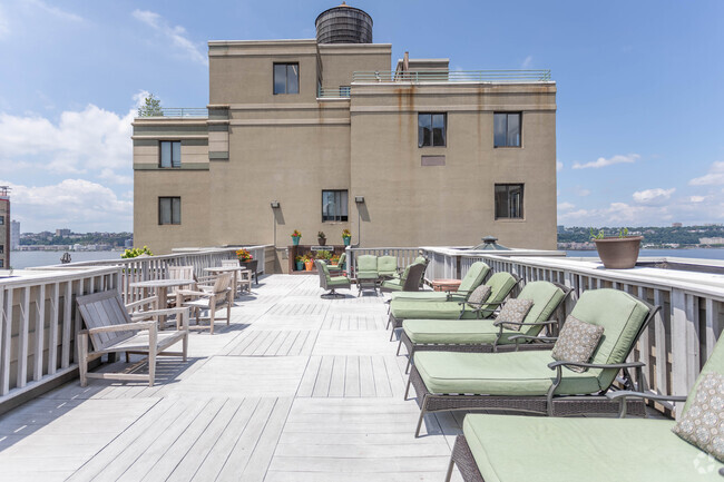 TERRAZA EN EL TECHO - Hudson Park