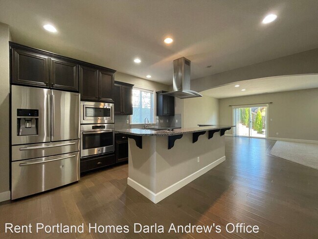 Foto del edificio - 5 br, 3 bath House - 7698 NW Catalpa St
