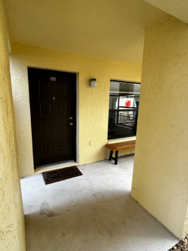 13608 S Village Dr, Tampa, FL 33618 Condo for Rent in Tampa, FL
