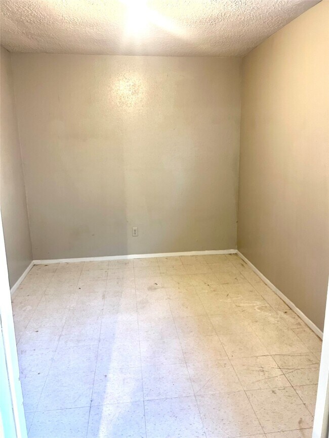 Foto del edificio - 7403 W Fuqua St