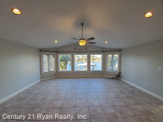 Building Photo - 3 br, 2 bath House - 7222 S Lagoon Dr.