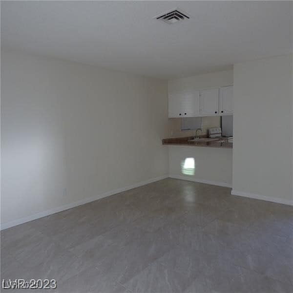 Building Photo - 5146 Gray Ln