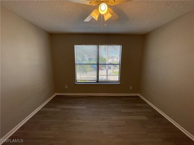 Foto del edificio - 13555 Eagle Ridge Dr