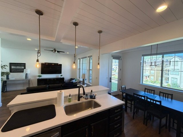 Foto del edificio - 1098 W Cattail Ct