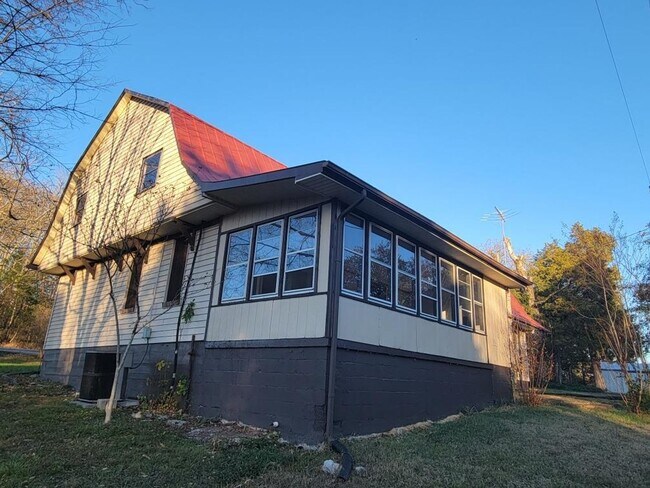 Foto del edificio - 688 Speck Rd