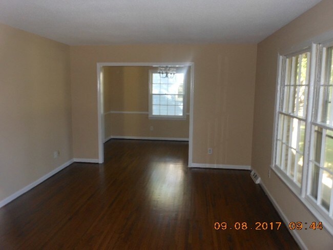 Foto del edificio - 6512 Eaglecrest Rd
