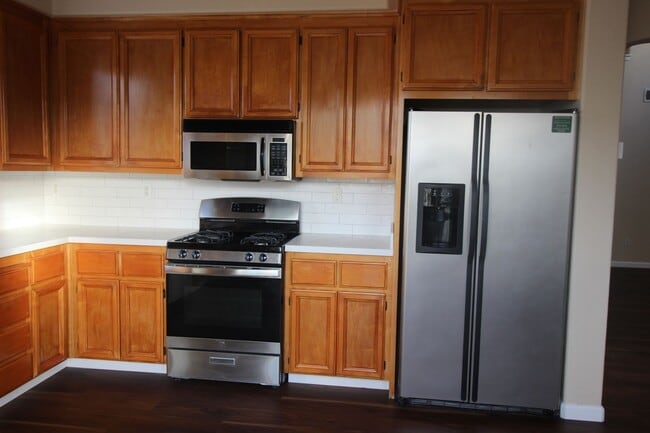 Foto del edificio - Spacious Home in SW Santa Rosa