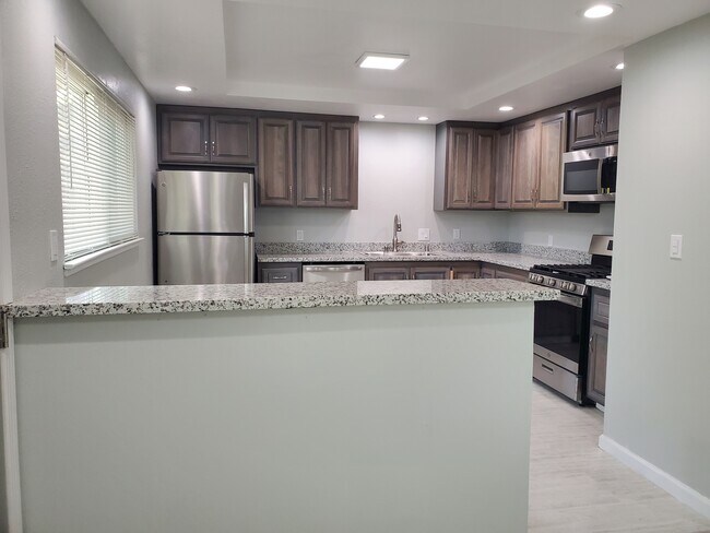 Foto del edificio - 2659 Baldwin Ln