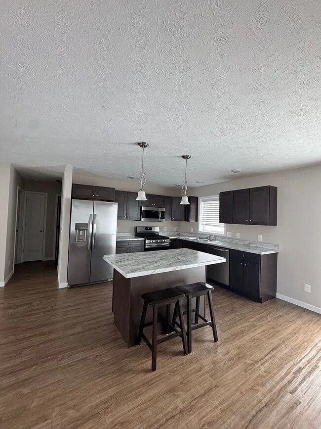 Building Photo - 5085 Liberty Dr