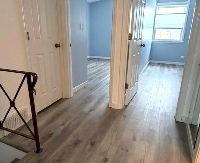 Foto del edificio - 1322 Fargo Ave