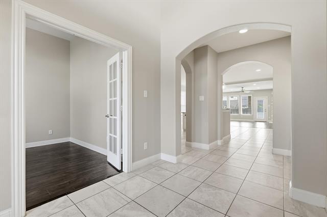 Foto del edificio - 15801 Weymouth Dr