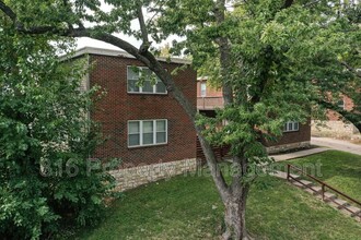 Building Photo - 1613 Everett Ave