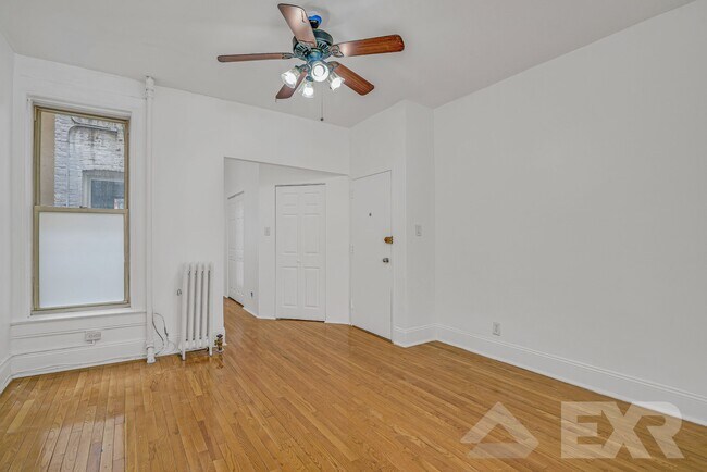 Foto del edificio - 34-55-55 41st St