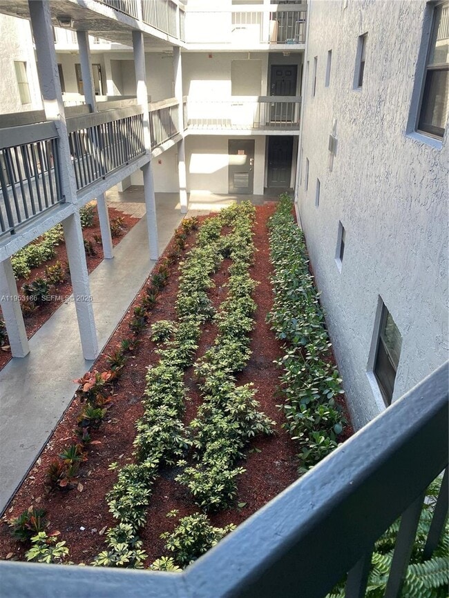 Foto del edificio - 1720 N Congress Ave