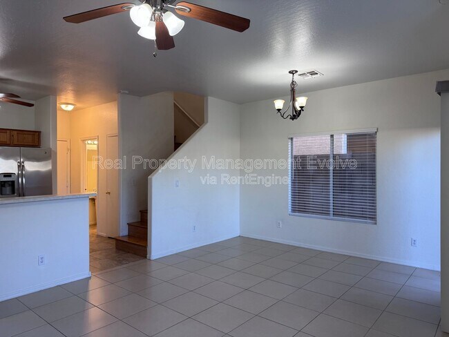 Foto del edificio - 3734 W Oregon Ave