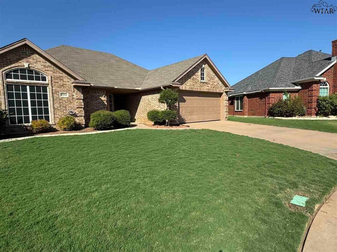 Primary Photo - 5214 Sunnybrook Ln