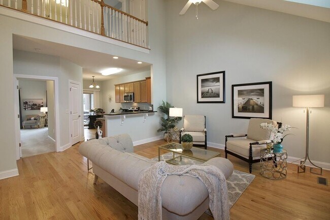 Building Photo - 45 Cypress Cir