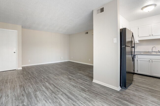 Foto del edificio - 4228 United St