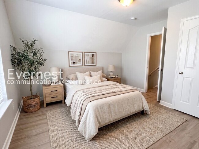 Foto del edificio - 4 Bed, 3 Bath Single Family Home with Garage Parking / Pet-Friendly / Vouchers Accepted / Availab...