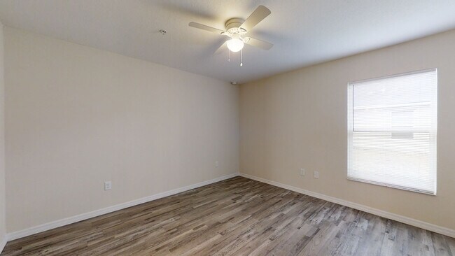Foto del edificio - Beautiful 2Bed/2Bath Apartment home for le...