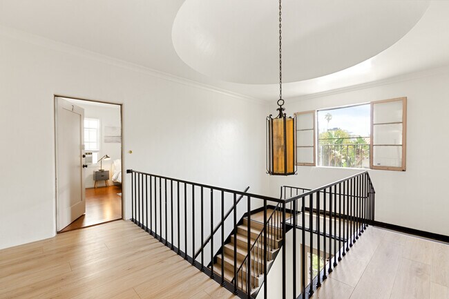 Estudio 145 S. Elm Dr. 520 pies cuadrados - #7 - 145 S Elm Dr