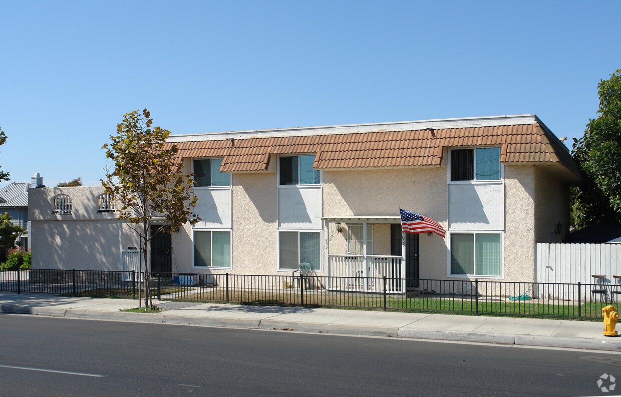 Primary Photo - 831-835 E Port Hueneme Rd