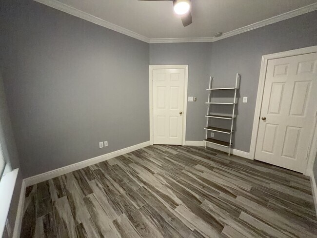 Building Photo - 5954 Kansas St