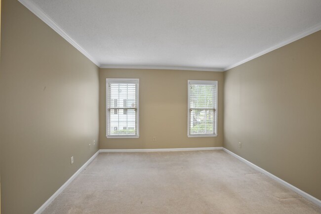 Building Photo - Charming 2-Bedroom, 2-Bathroom Rental with...