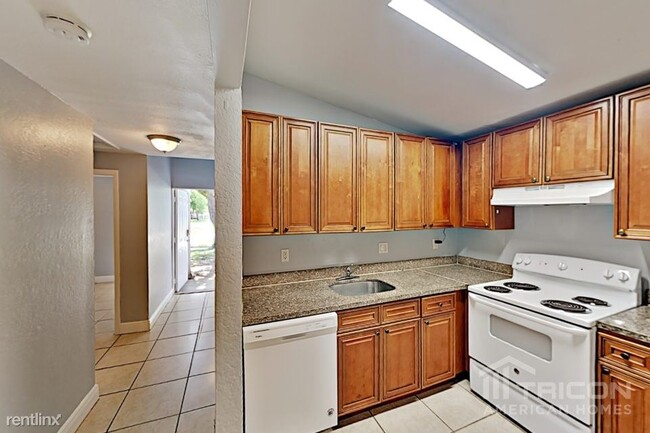 Building Photo - 5291 Eadie Pl