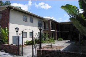 Building Photo - The Islander