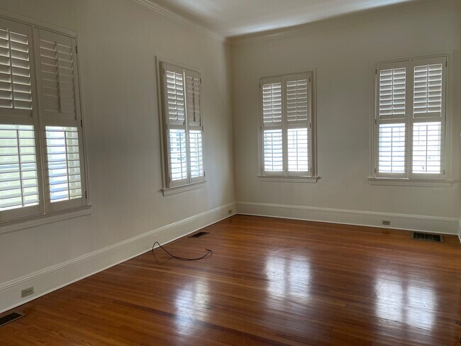 Foto del edificio - 7014 Saint Charles Ave