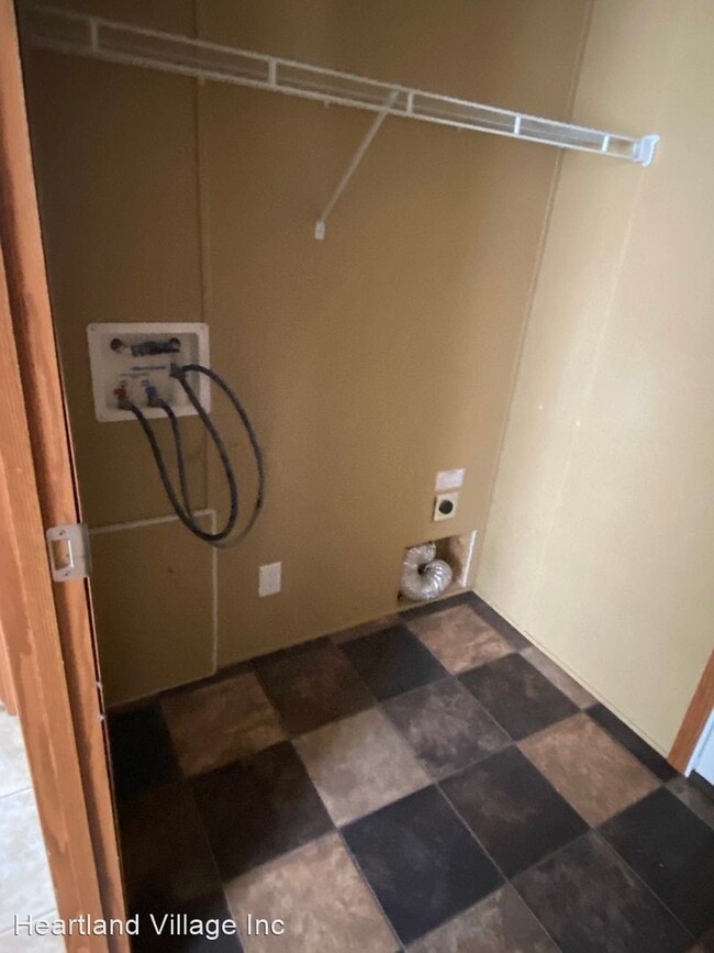 Building Photo - 3 br, 2 bath House - 881 Cal Drive
