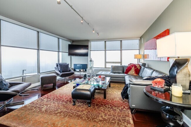 Foto del edificio - 2800 N Lake Shore Dr