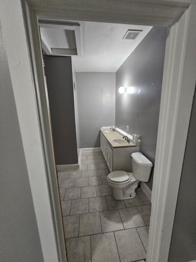 Building Photo - 1436 N 30th St