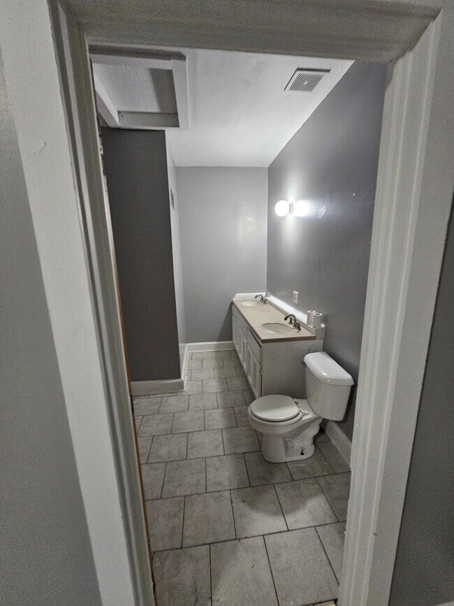 Foto del edificio - 1436 N 30th St