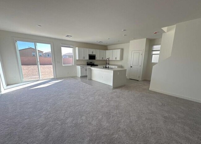 Building Photo - New Build 4 Bedroom 3 Bath Home