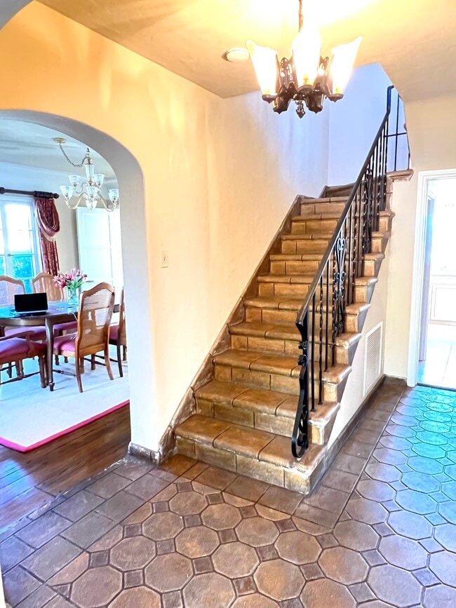 Staircase - 3365 Ley Dr