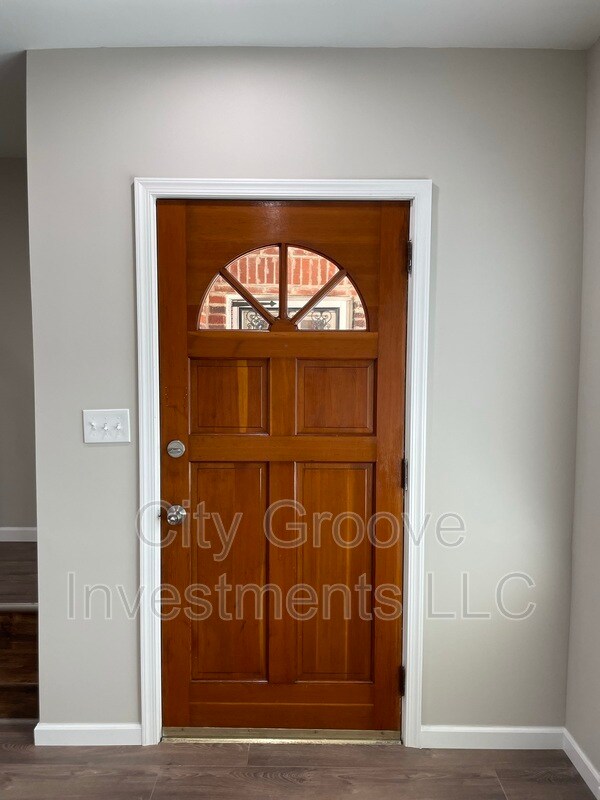 Foto del edificio - 929 Carver St