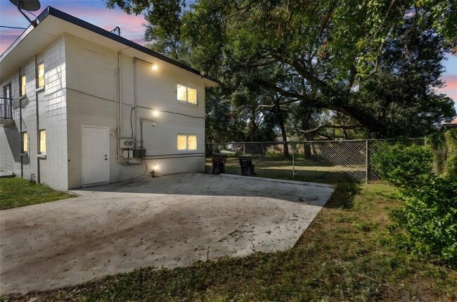 Foto del edificio - 901 Colyer St